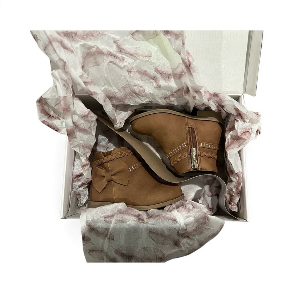 Toddler Girl Brown Ankle Boots - Picture 10 of 10